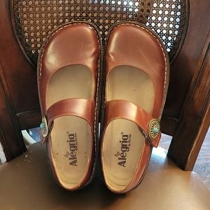 Alegria size 38